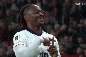 福登帶球反擊送助攻！埃澤迎球兜射破門(mén)！英格蘭2-0塞爾維亞！