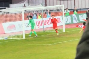 齊沃靦腆??！重溫2010國(guó)米奪得三冠王后的藍(lán)黑眾將有多快樂?