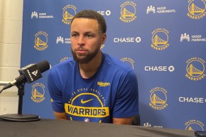 庫里談自己賽前穿耐克訓(xùn)練：在代言品牌方面，我現(xiàn)在已經(jīng)是完全自由球員了