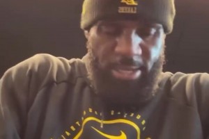 哈登此前告誡馬克西：把你的2億美元存銀行，努力訓練，會得到回報！