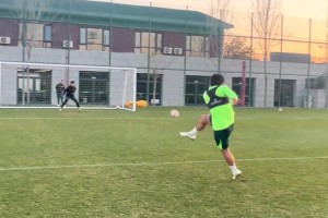 國米官推：需要強(qiáng)調(diào)的是，薩隊這次暴力沖擊發(fā)生在80分鐘以后??