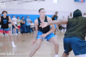 飄零半生仍是自己扛起球隊！哈登野球場頂級單打合集！