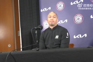 盧：小卡已能做一些動作狀態(tài)在變好 至于還要多久我現(xiàn)在說不準