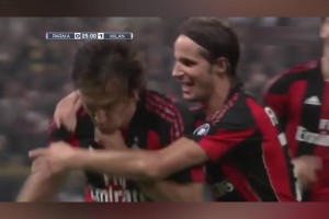 小羅看傻了！皮爾洛30米開外超級(jí)落葉球破門！