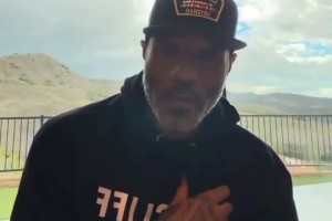 ??擱這報(bào)菜名？肯揚(yáng)·馬丁直播列舉50個(gè)比追夢更強(qiáng)的大前鋒！