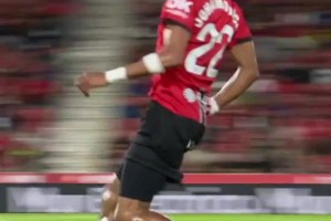 ??太全能了！原來呂迪格的高抬腿用在進(jìn)攻中是如此景象么？