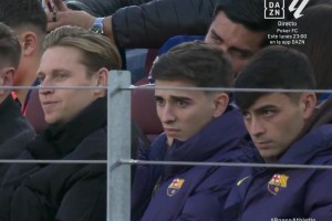 佩德里和加維在看什么？看到他們的目光，我真的好緊張~