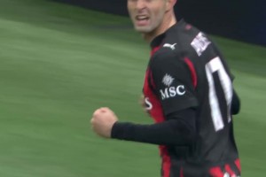 細節(jié)拉滿！美國隊長進球后，邁尼昂雙手指天