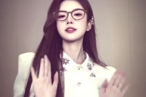 這顏值真的哇塞??NBA女主播煉煉：下班別走 舞動一下~