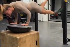 這訓(xùn)練強(qiáng)度拉滿！來(lái)看看海牙女足球員的變態(tài)訓(xùn)練