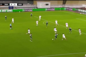 降維打擊啊！米蘭舊將卡拉布里亞挑球過掉對手后外腳背打穿門將！