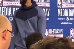 當眾撒糖？名場面：濃眉明星賽不顧采訪，大聲表白詹姆斯！