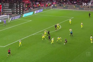 神來一腳！科法內(nèi)殺到禁區(qū)搶射扳回一球