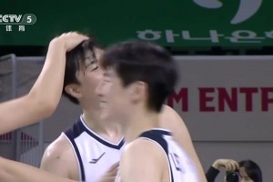 悲喜兩重天！韓國男籃賽后慶祝喜笑顏開，中國男籃面色凝重！