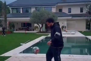 三個(gè)自己防不住一個(gè)自己！馬塞洛精彩觸球集錦！太有觀賞性了！