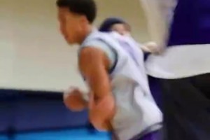 難怪進步顯著！此前太陽隊內(nèi)訓(xùn)練，狄龍不斷給隊友上強度