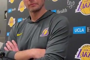 招募來(lái)湖人？雷迪克此前：不希望保羅帶著冠軍退役??因?yàn)檫@意味著湖人本季沒(méi)奪冠