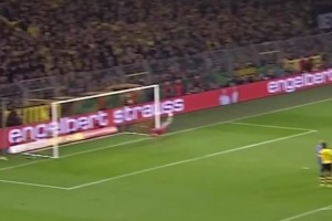 加時(shí)攻入制勝球！名場(chǎng)面：凱爾14/15賽季德國(guó)杯的靈光一現(xiàn)！