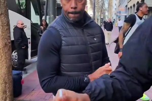 看著跟個(gè)普通人一樣的身材，咋這么牛筆?。?>
                                <span></span>
                                <p>看著跟個(gè)普通人一樣的身材，咋這么牛筆?。?/p>
                            </a>
                        </div>
                                                <div   id=