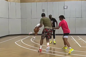 “讓中投成為藝術(shù)，靠單打成為傳奇”甜瓜依然優(yōu)雅??