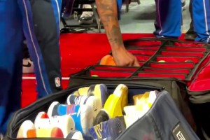 一支NBA球隊(duì)賽前要準(zhǔn)備多少鞋子？有誰知道這些鞋子都是誰的呢？