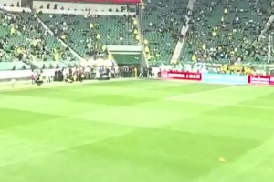 當(dāng)年新工體初亮相！詹俊感嘆好久不見(jiàn)，劉越稱(chēng)贊完全是世界杯標(biāo)準(zhǔn)