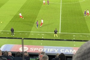 董路：亞馬爾不接球時(shí)都在干啥？我用手機(jī)追蹤拍攝了??