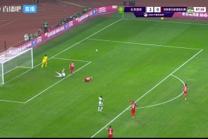 戲劇性拉滿！王國明兩連撲點但犯規(guī)重罰，法比奧點射戴帽