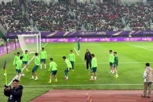 國安開始賽前熱身，這搶圈水平怎么樣