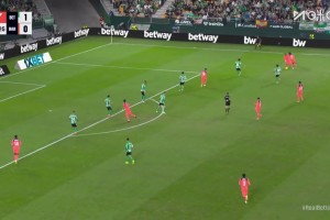 巴薩1-1扳平比分！孔德下底橫傳助攻，費(fèi)蘭包抄推射破門！