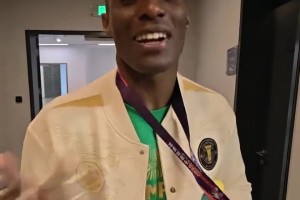 現(xiàn)在有一個(gè)冠軍了！法比奧賽后不忘感謝前國(guó)安主帥塞蒂恩?