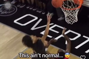 中國男籃未來之星！混血球員朱正近期上演單臂補扣好戲??