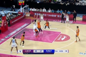 哇偶??！張鎮(zhèn)麟快攻接弗格助攻，空接暴扣！來自遼寧老隊(duì)友的默契