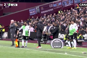 回顧薩拉赫去年和克洛普爭吵瞬間，不得不說薩拉赫是真剛啊…