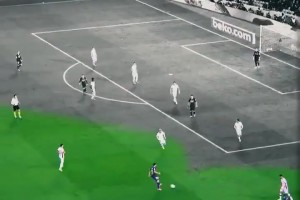 逐漸點亮球場！名場面：當年蘇牙的神仙腳后跟進球是怎么誕生的？