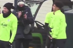 绷不住了！曼城备战皇马时奥赖利练拳击，B席“霸凌”努内斯啊